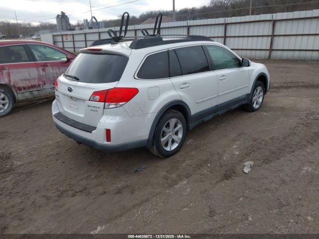 Subaru Outback 2.5i Limited Image 6