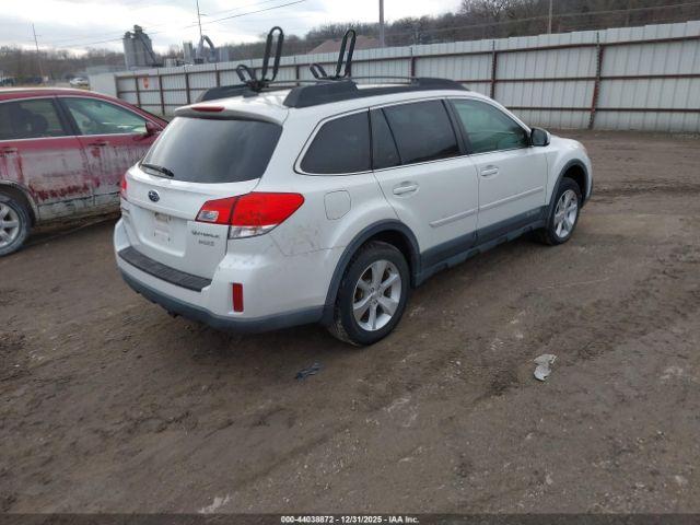 Subaru Outback 2.5i Limited Image 6