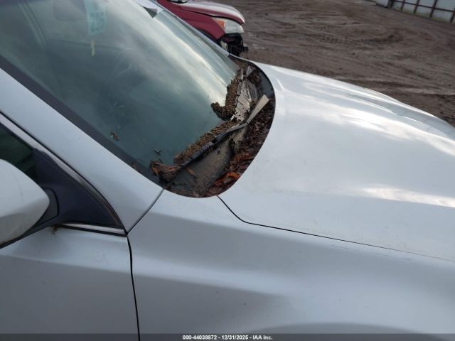 Subaru Outback 2.5i Limited Image 16