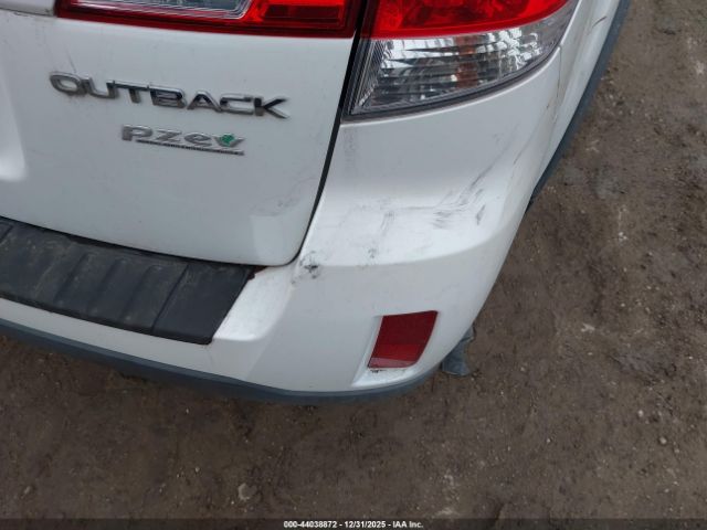 Subaru Outback 2.5i Limited Image 12