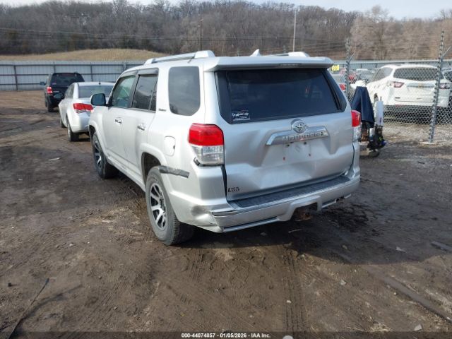 Toyota 4Runner Limited V6 Image 2