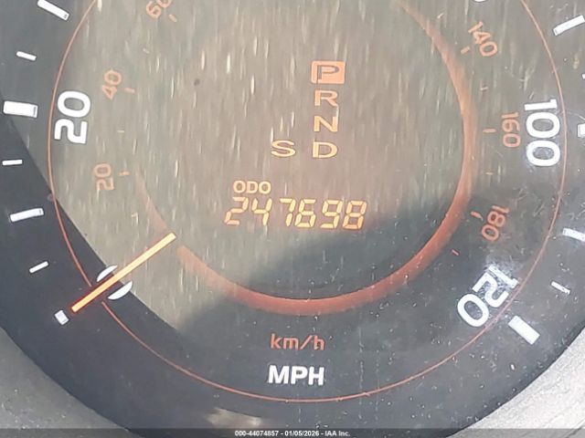 Toyota 4Runner Limited V6 Image 12