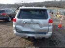 Toyota 4Runner Limited V6 Image 17