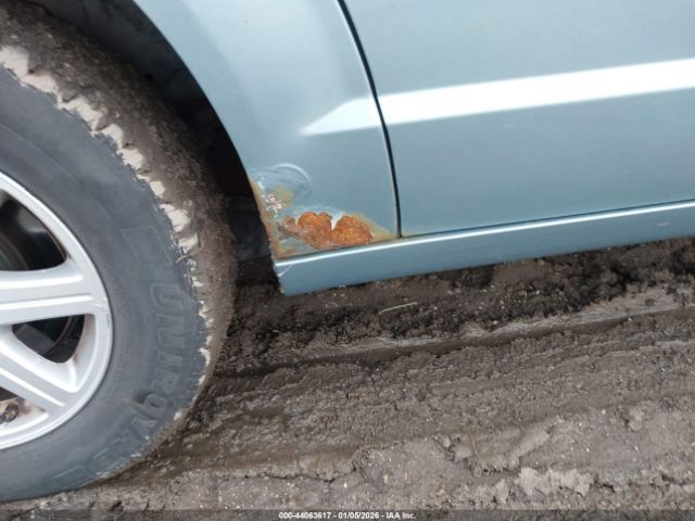 Chrysler Town & Country Touring Image 7