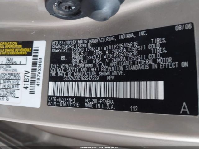 Toyota Sienna Ce Image 10