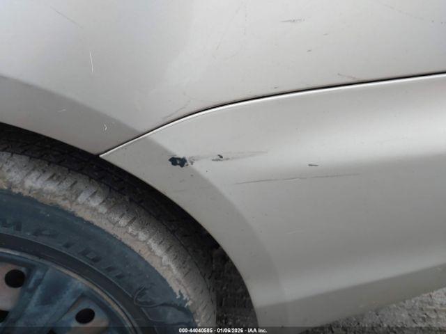 Toyota Sienna Ce Image 17