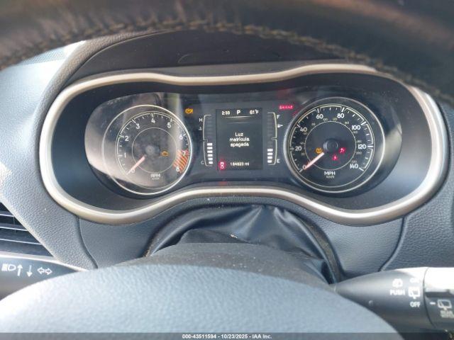 Jeep Cherokee Latitude Image 8