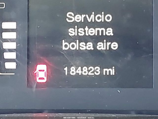 Jeep Cherokee Latitude Image 16