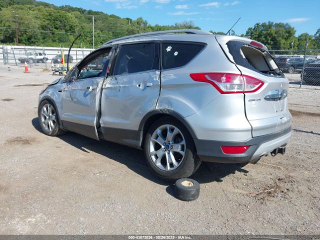 Ford Escape Titanium Image 4