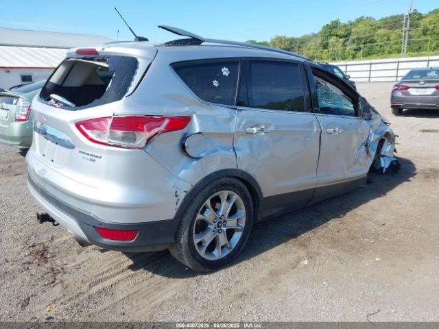 Ford Escape Titanium Image 2