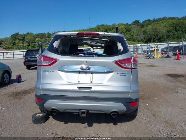 Ford Escape Titanium Image 15
