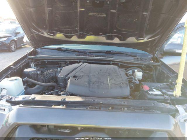 Toyota Tacoma Base V6 Image 11