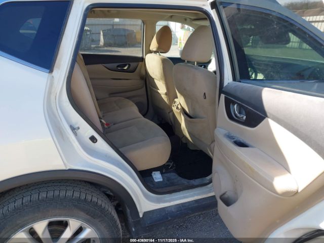 Nissan Rogue Sv Image 9