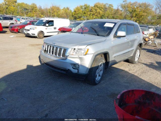 Jeep Grand Cherokee Laredo Image 6