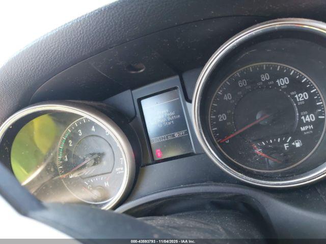 Jeep Grand Cherokee Laredo Image 8