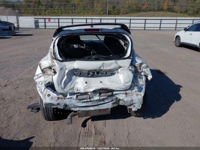 Nissan JUKE S Image 3