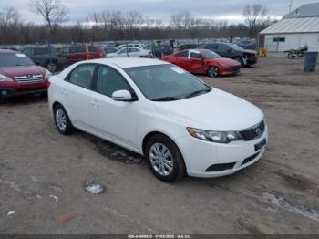  Salvage Kia Forte