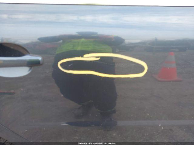 Volvo S80 3.2 Image 5