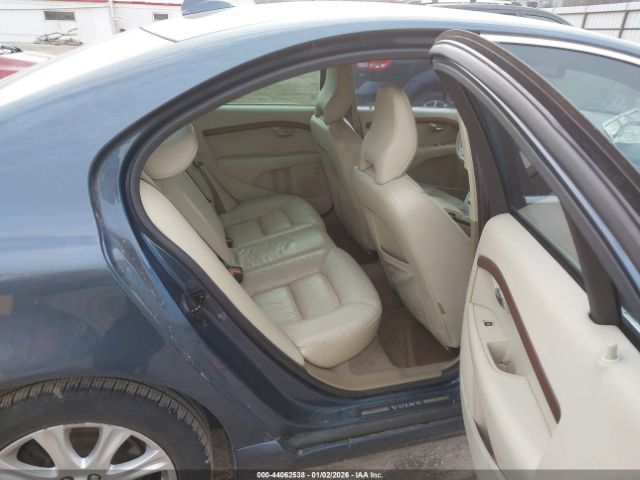 Volvo S80 3.2 Image 10