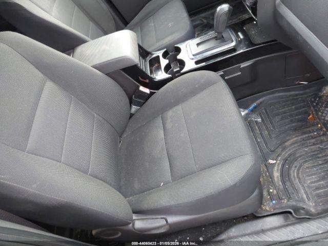 Ford Escape Xlt Image 13