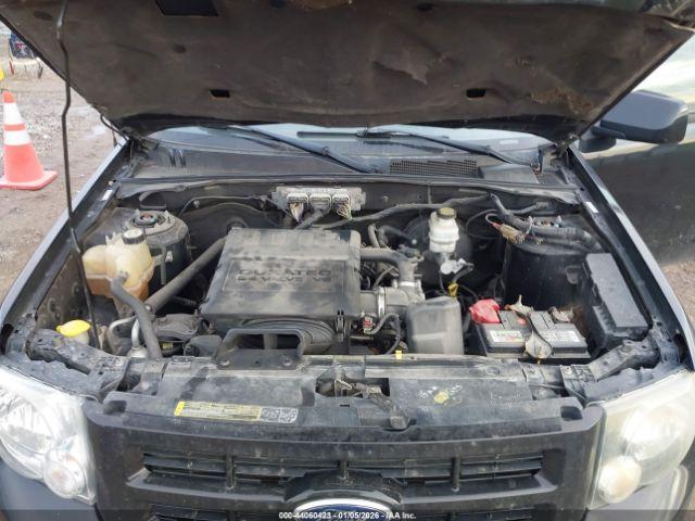 Ford Escape Xlt Image 2