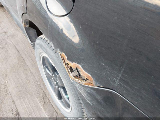 Ford Escape Xlt Image 12