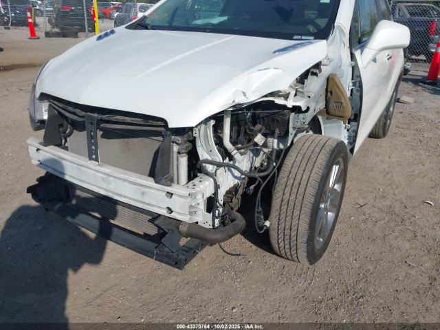 Buick Encore Leather Image 14