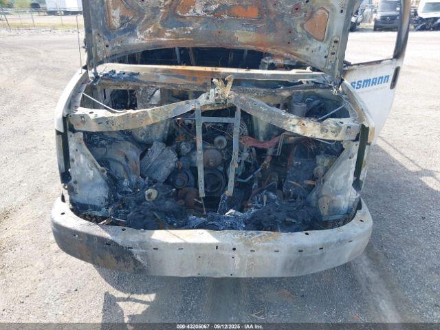 Chevrolet Express Rwd 2500 Regular Wheelbase Wt Image 11