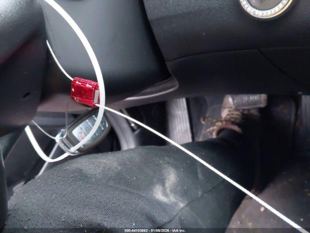 Hyundai ELANTRA Value Edition Image 12