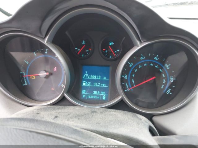 Chevrolet Cruze Eco Image 8