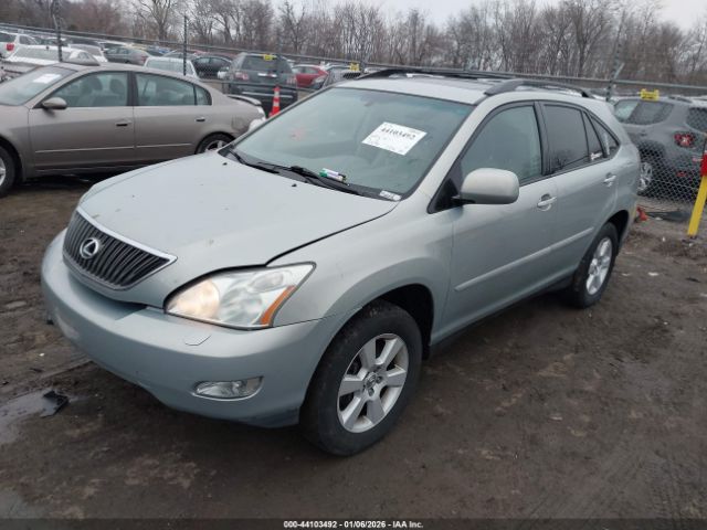 Lexus RX Image 2