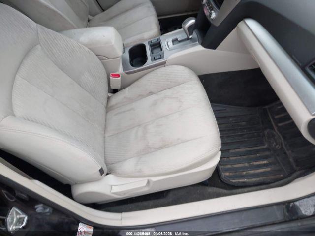 Subaru Outback 2.5i Premium Image 6