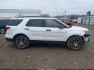 Ford Explorer Sport Image 9