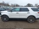 Ford Explorer Sport Image 7