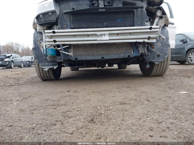 Ford Explorer Sport Image 13