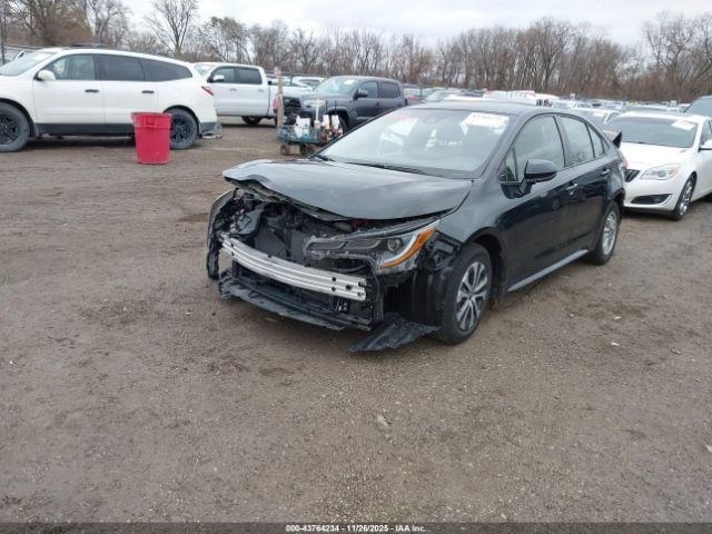 Toyota Corolla Hybrid Le Image 4