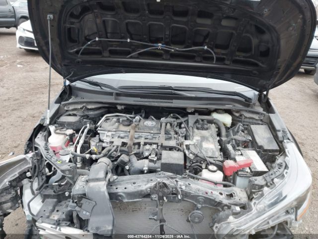 Toyota Corolla Hybrid Le Image 2