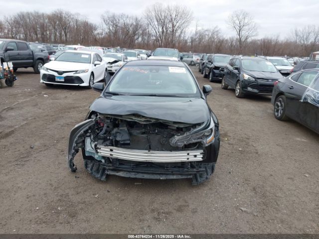 Toyota Corolla Hybrid Le Image 13