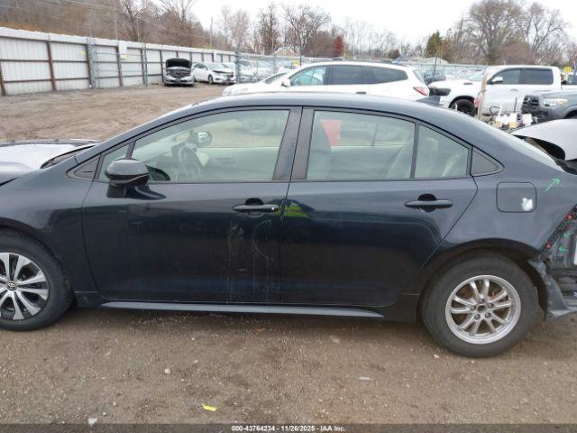 Toyota Corolla Hybrid Le Image 19