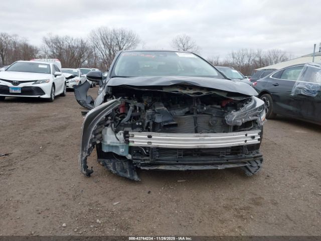 Toyota Corolla Hybrid Le Image 17