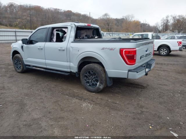 Ford F-150 Xlt Image 4