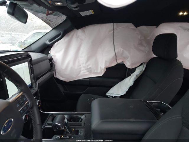 Ford F-150 Xlt Image 7