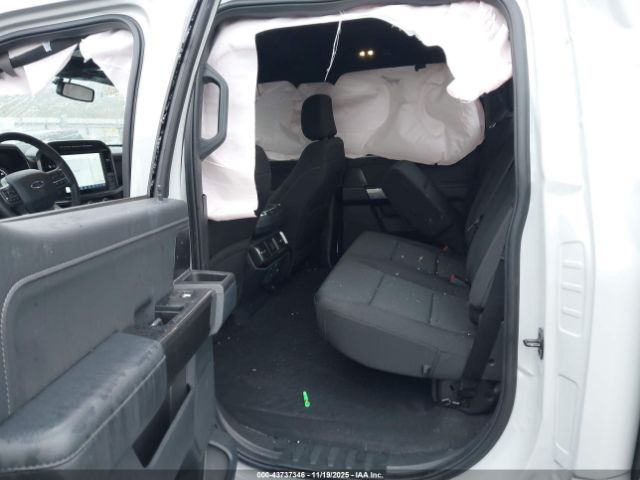 Ford F-150 Xlt Image 8