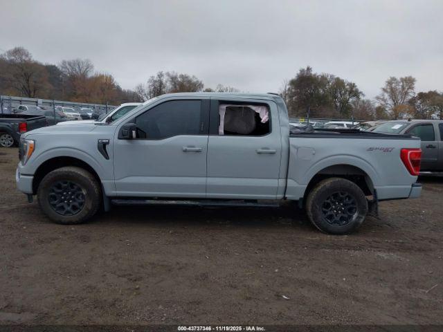 Ford F-150 Xlt Image 14