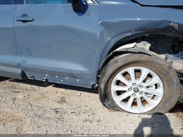 Toyota Grand Highlander Xle Image 12