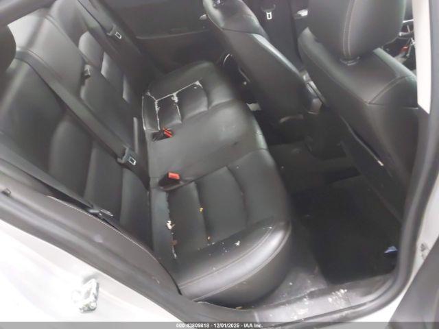 Chevrolet Cruze Ltz Image 3