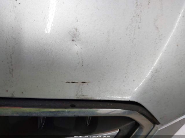 Subaru Crosstrek 2.0i Premium Image 9