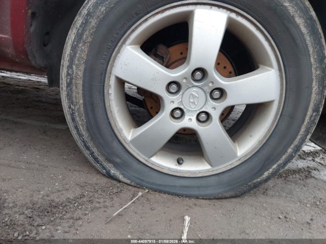 Hyundai TUCSON Gl Image 3