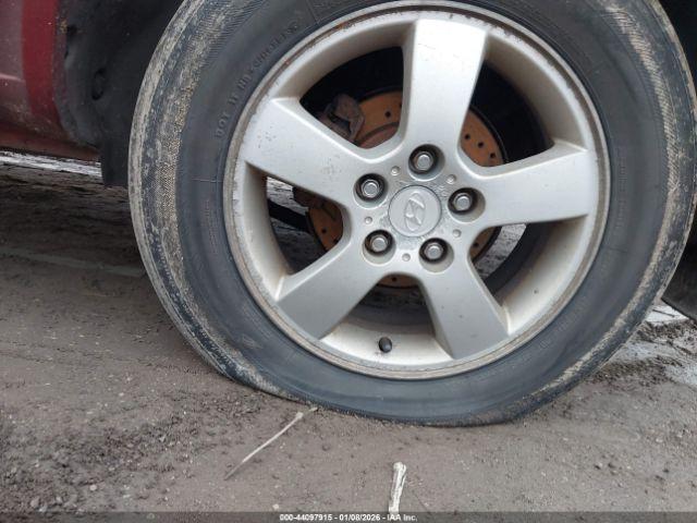 Hyundai TUCSON Gl Image 3