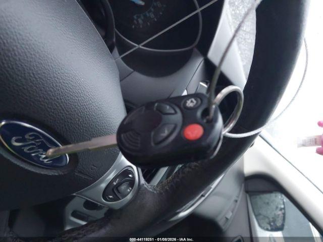 Ford Focus Se Image 12